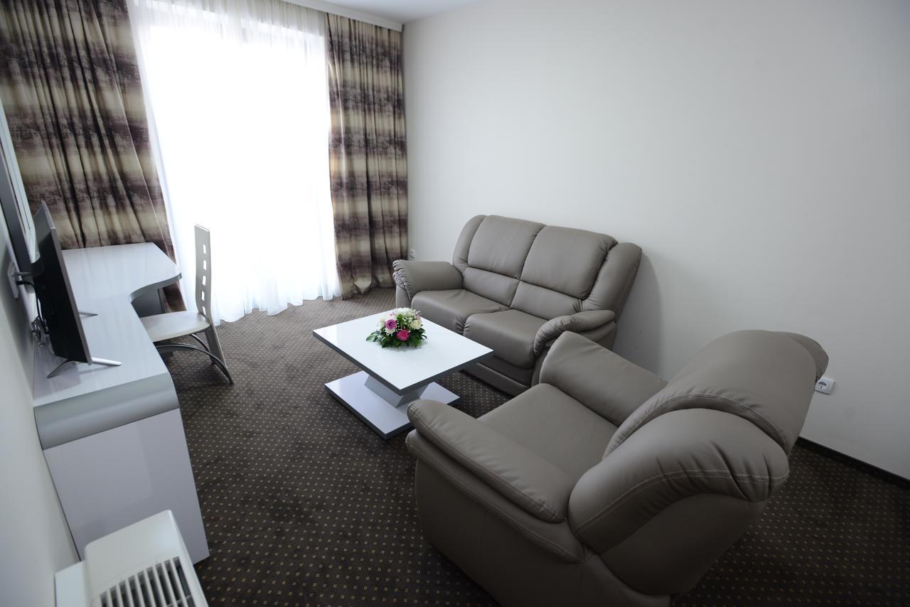 Garni Hotel Hollywoodland Wellness & Aquapark Bělehrad Exteriér fotografie