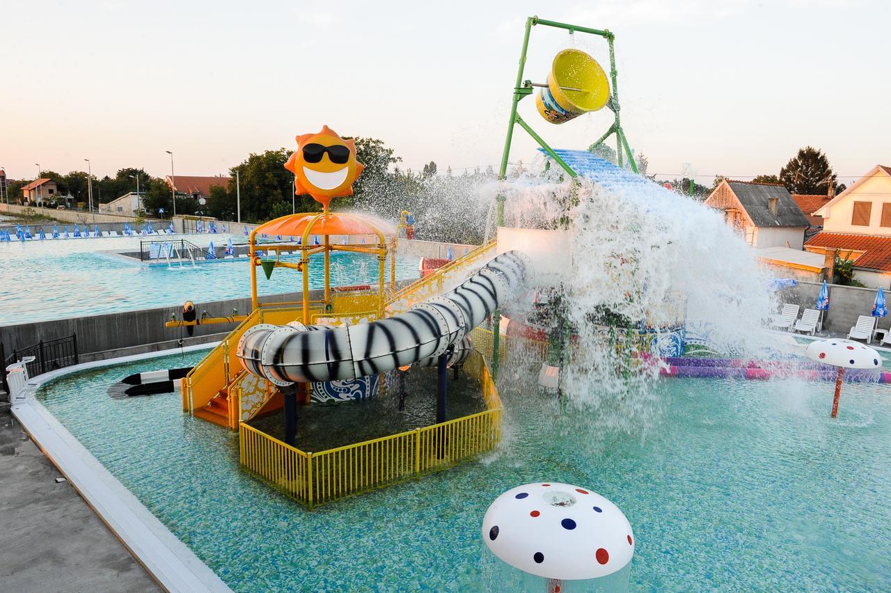 Garni Hotel Hollywoodland Wellness & Aquapark Bělehrad Exteriér fotografie