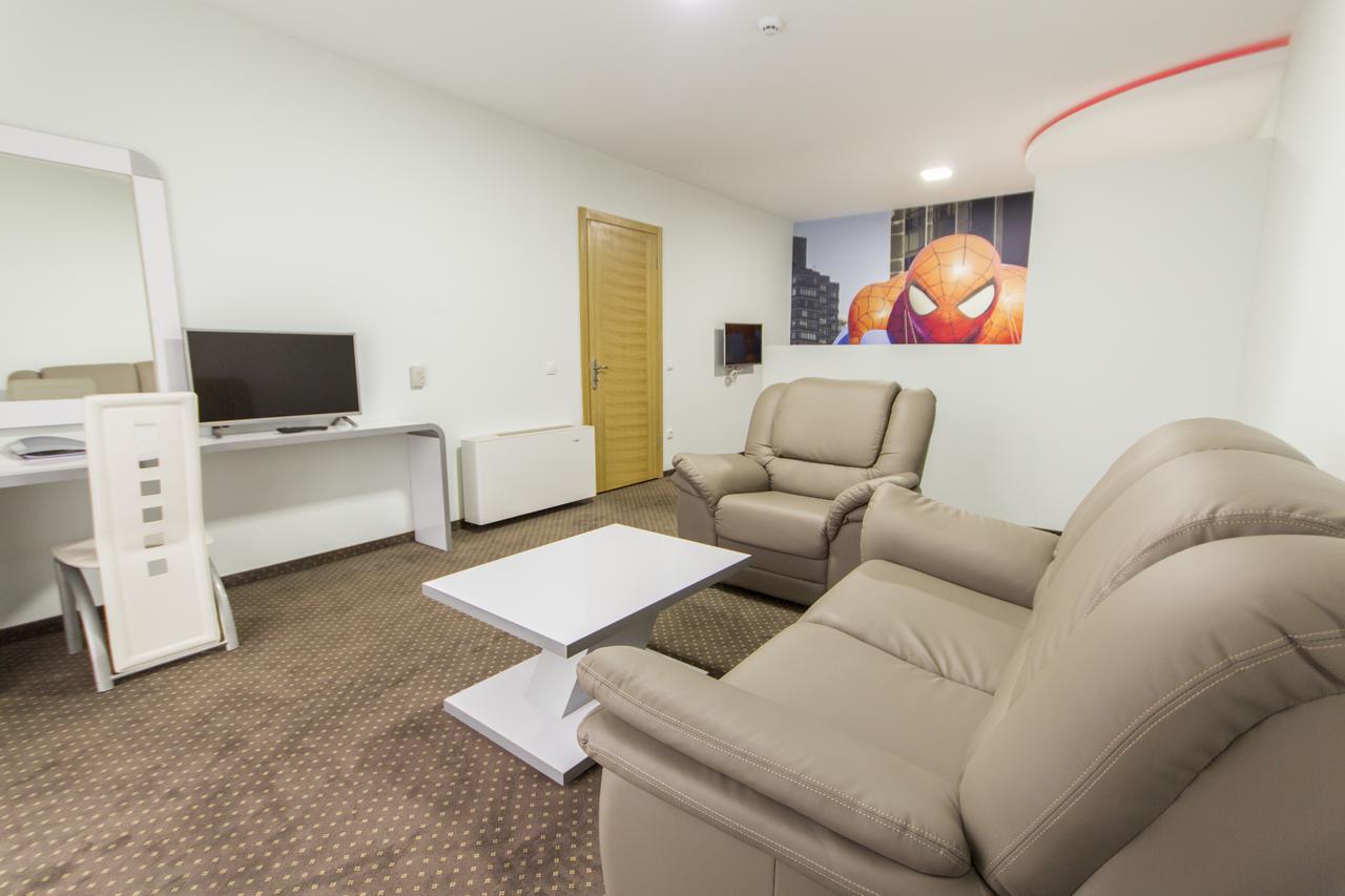 Garni Hotel Hollywoodland Wellness & Aquapark Bělehrad Exteriér fotografie